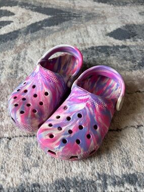 Toddler Pink Purple Swirl Clogs - Glow in the Dark Lightweight Slip-On Shoes